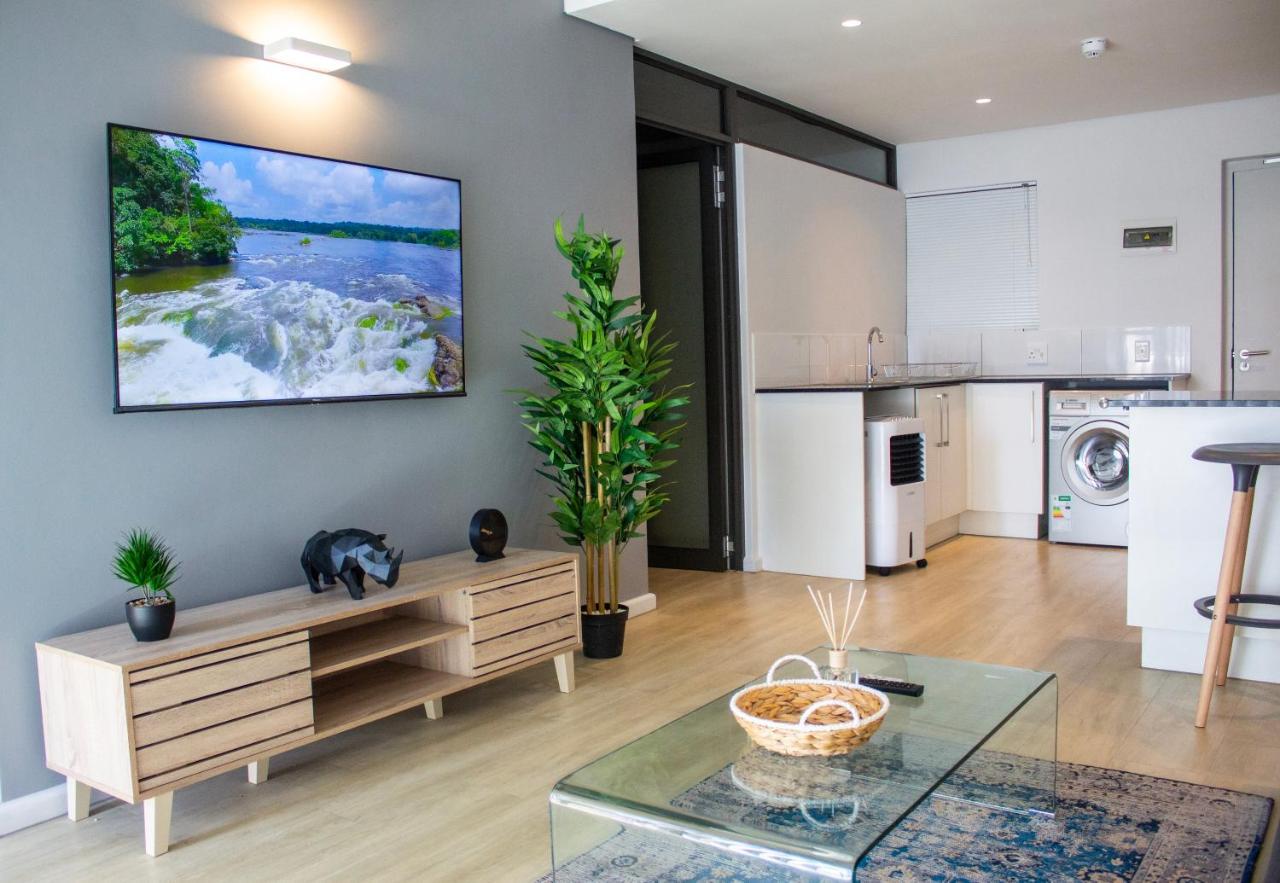 Chic, Central, Family & Group Stay - Stylish 2 Ensuite Bedroom Apartment With Spacious Balcony Kapstaden Exteriör bild