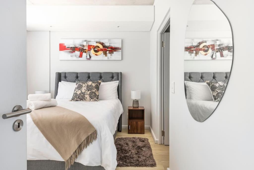 Chic, Central, Family & Group Stay - Stylish 2 Ensuite Bedroom Apartment With Spacious Balcony Kapstaden Exteriör bild